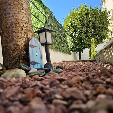 Happy Апартаменты *